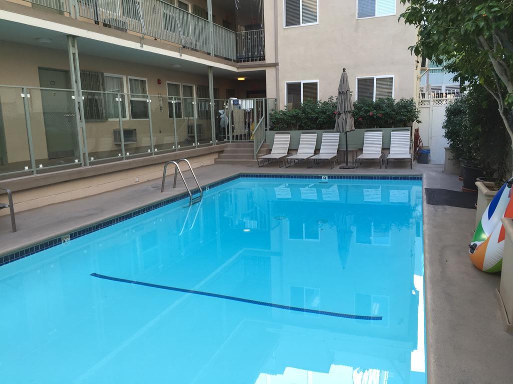 فندق لوس أنجلوسفي  أجنحة هوليوود أوركيد المظهر الخارجي الصورة